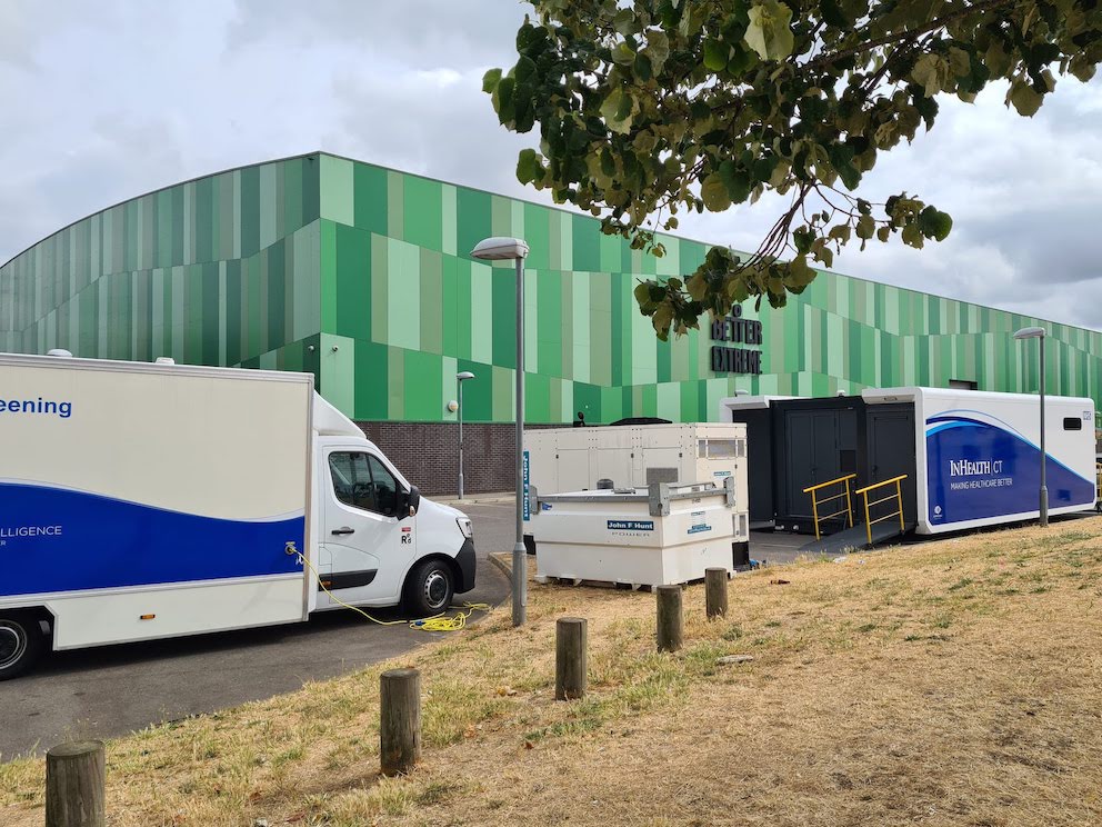 Scanning truck and appointment truck for lung checks
