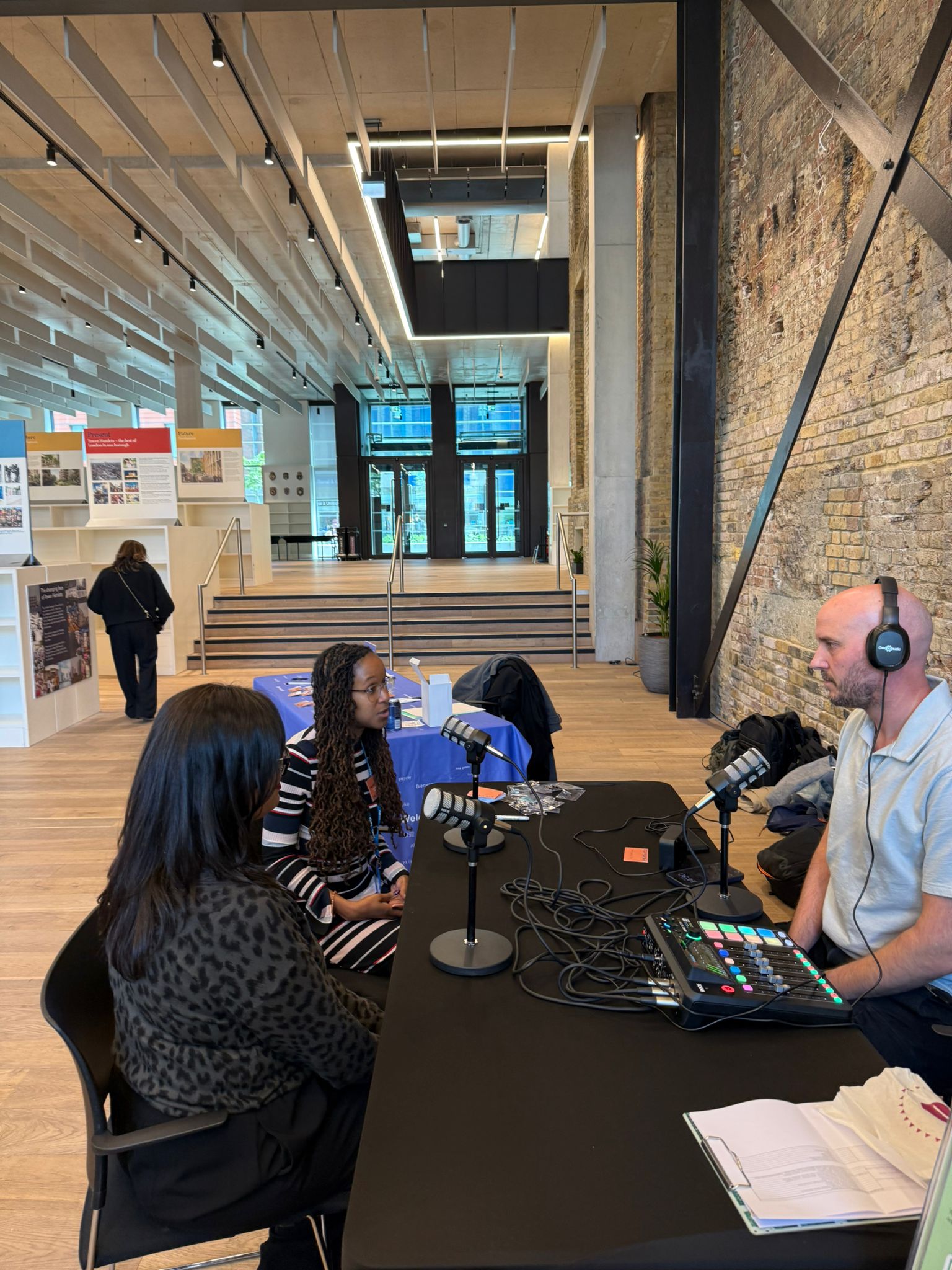 steve bland hosting the podcast session
